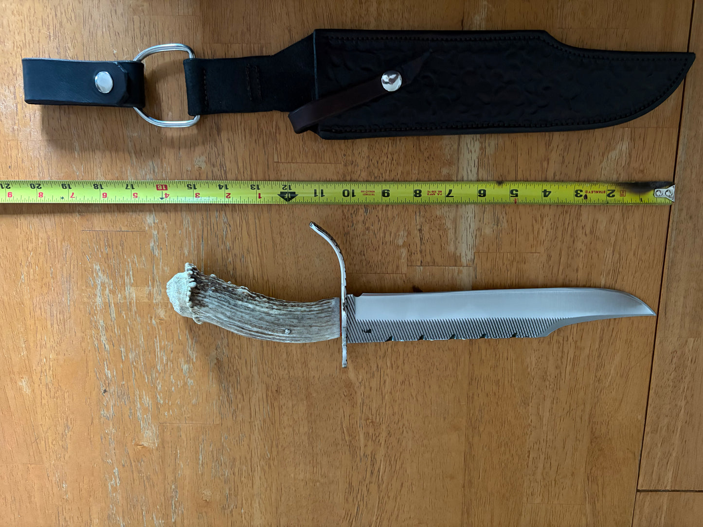 #239 - Frontier Bowie – Rasp Steel & Elk Crown