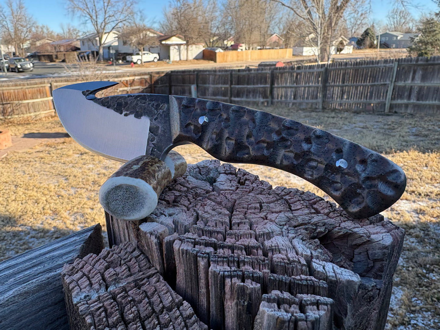 #218 Gut Hook Skinner