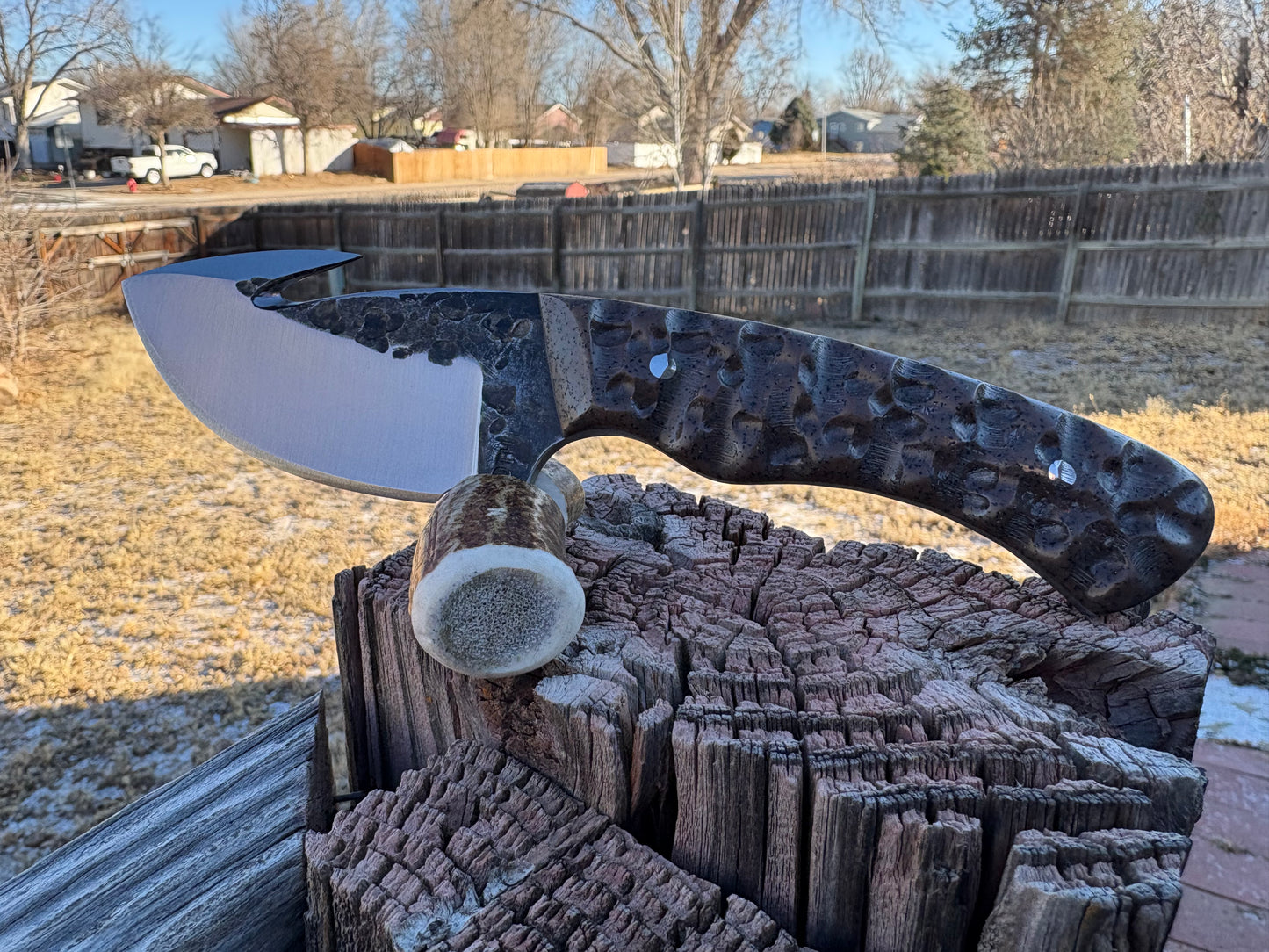 #218 Gut Hook Skinner